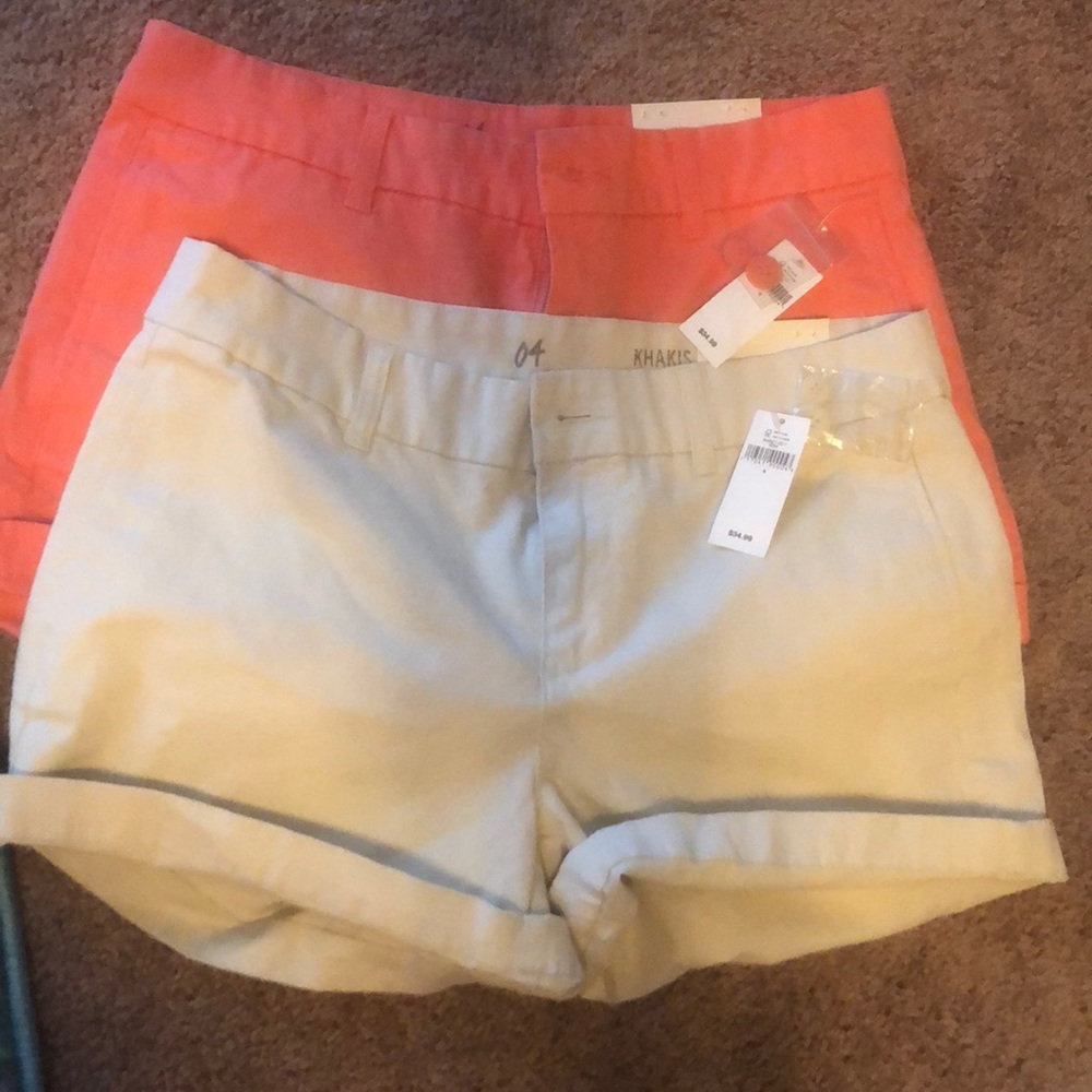 Gap khaki shorts BRAND NEW